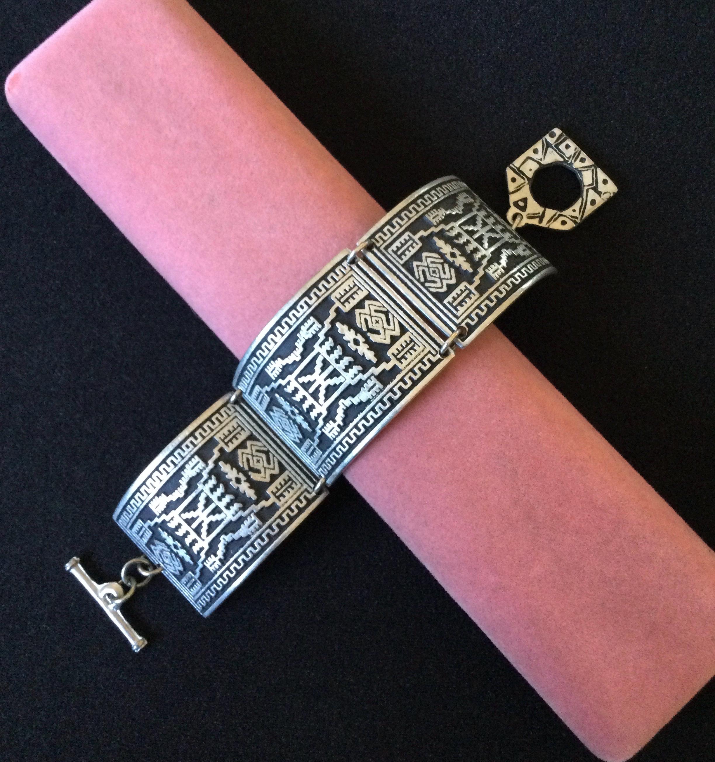 Alice Seely 2000 Signed Vintage Silver Tone Black Panel Bracelet
