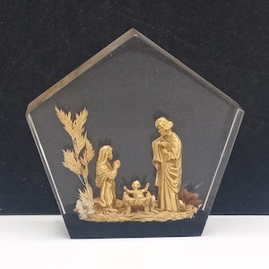 Vintage Lucite Collectible, Jesus Joseph Mary Paperweight, 1950&#39;s Religious Gift Idea, Vintage Desk Decor