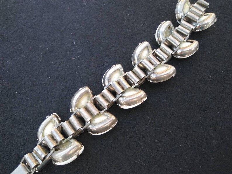 Vintage white milk glass bracelet