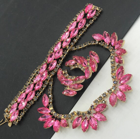 Vintage Jewelry Set, pink rhinestone necklace bra… - image 5