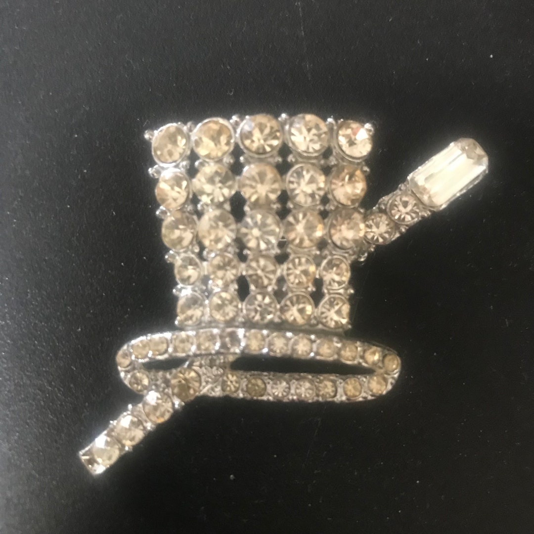Vintage Rhinestone Top Hat Big Brooch Pin Retro Collectible