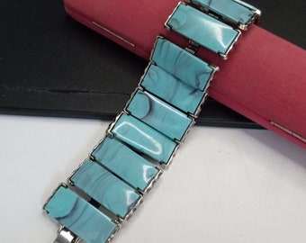 Vintage Blue Lucite Bracelet, 1950's 1960's Jewelry