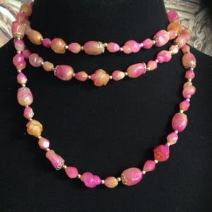 1960s Vintage Long Pink Beaded Flapper Length Statement Necklace