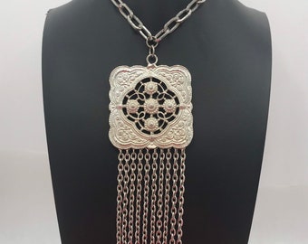 Vintage 1960s 1970s ornate floral motif Silvertone metal fringe tassel statement pendant necklace