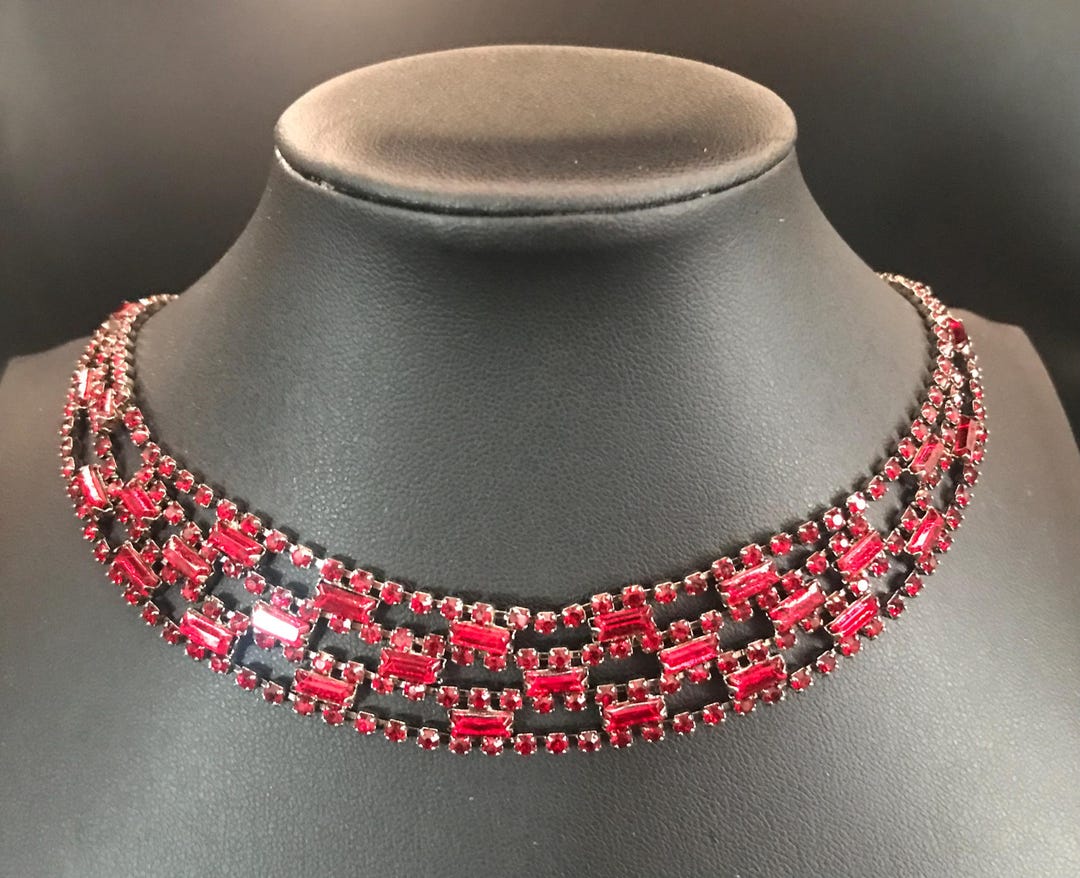 Vintage Red Rhinestone Necklace 1970's Jewelry - Etsy