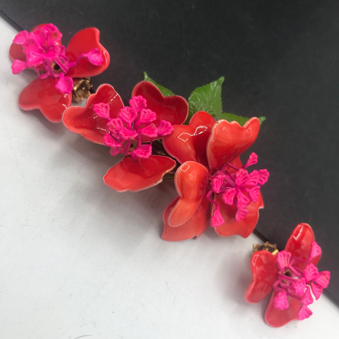 Vintage Pink Red Flower Brooch Pin Earring Set retro Collectible Old