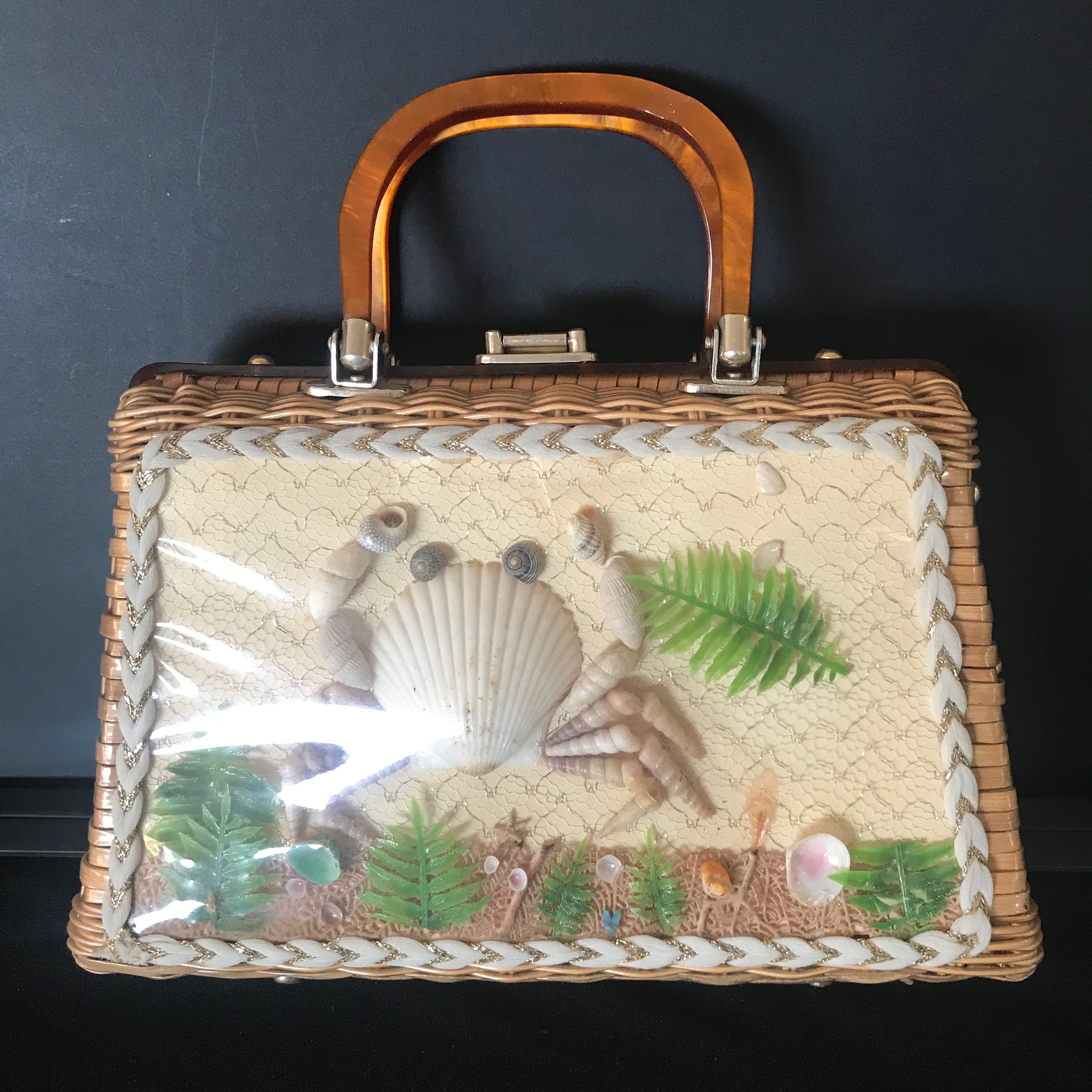 VINTAGE WICKER PURSE HAND MADE IN HONG KONG ANTIQUE PURSE
