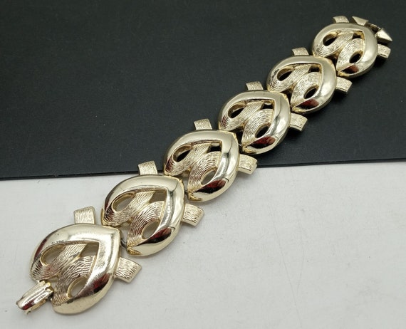 Vintage Gold Tone Chunky Bracelet 1950's 1960's - image 1