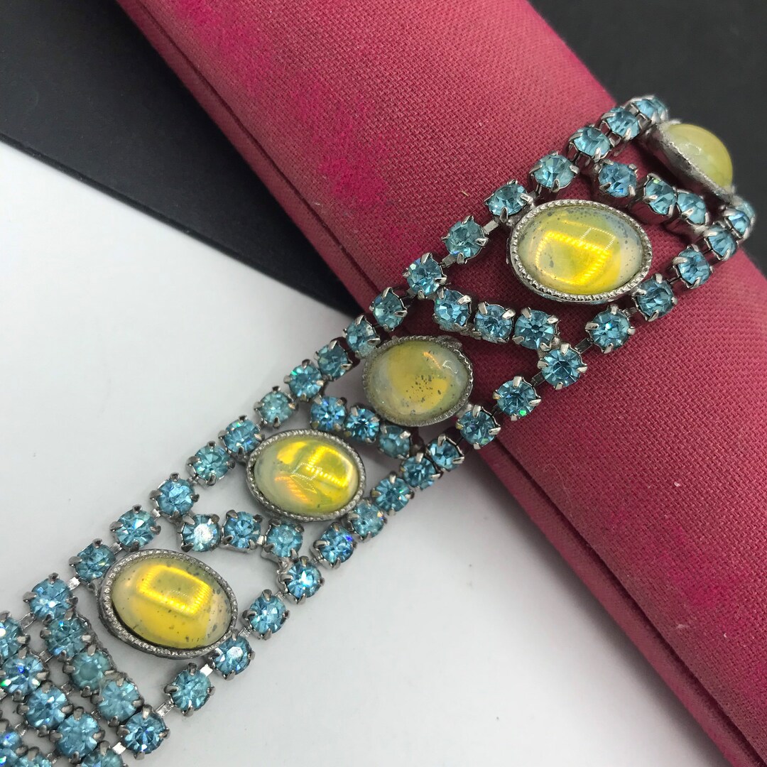 Mid Century Blue Rhinestone Bracelet, Collectible Costume Jewelry, Blue