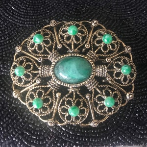 Green Big Lucite Cabochon Brooch - Vintage 1950&#39;s 1960&#39;s Collectible Jewelry - Mid Century