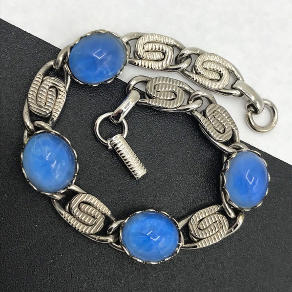 1960's Blue Glass Bracelet, chunky mid century je… - image 7