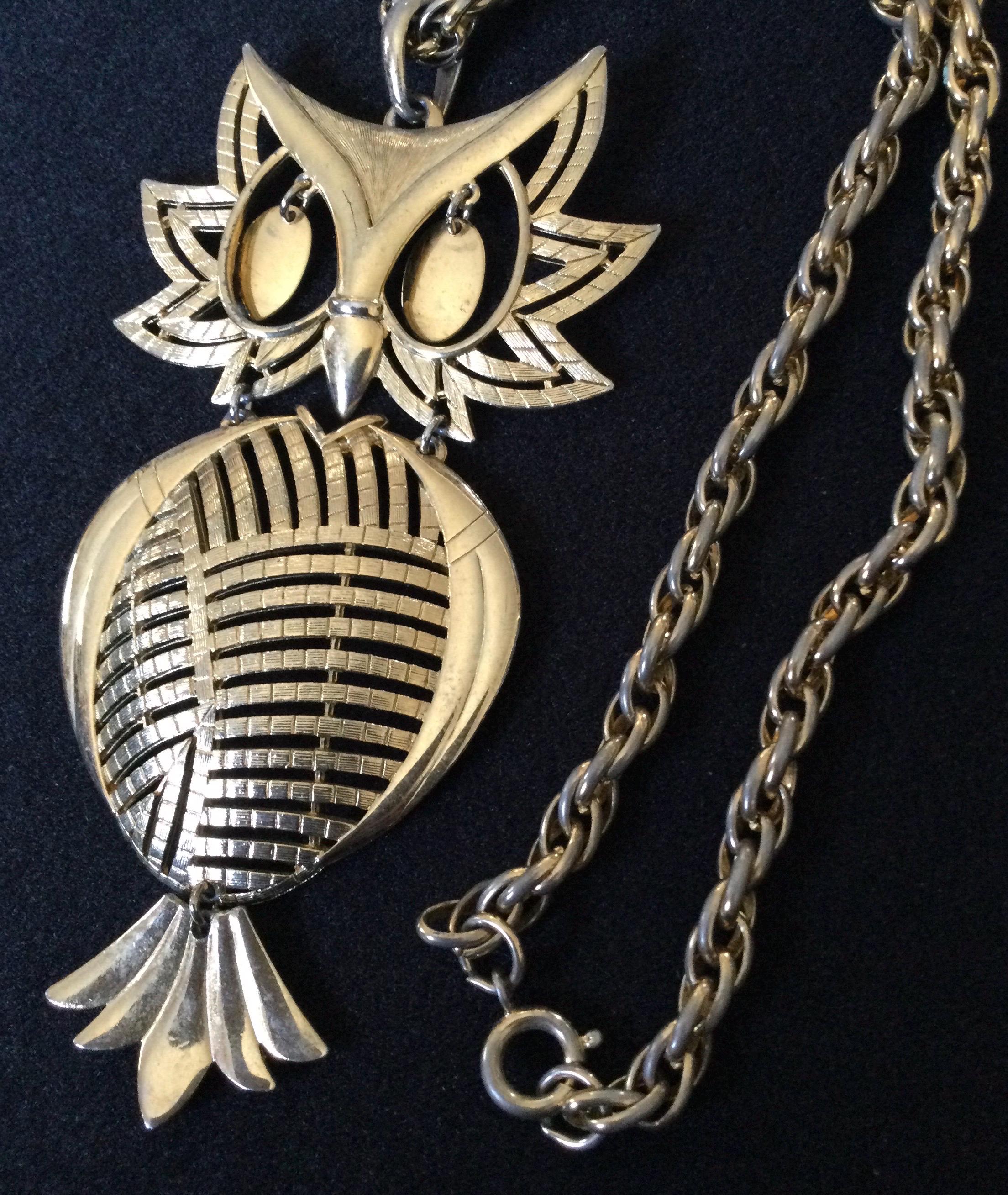 Alan Vintage Designer Signed Gold Tone Metal Owl Pendant Necklace, 1960's 1970's Jewelry