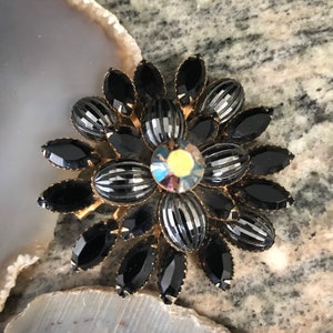 Rhinestone Brooch Vintage Flower Pin 1950's 1960's Hard To Find Rare Collectible Jewelry High End Mid Century image 5