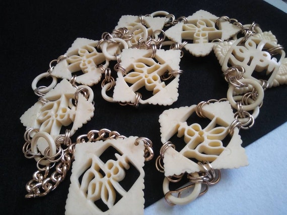 Vintage Celluloid Chunky Ornate Floral Asian Styl… - image 7