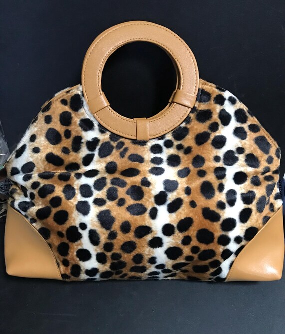 小物 LATE 80s LEOPARD BUM FLAP Classic 1980s Vintage Leopard Faux Fur Handbag * Retro
