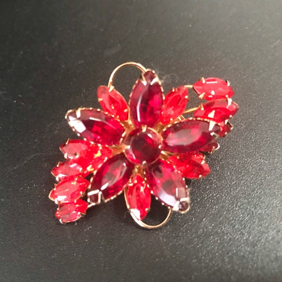 Juliana style red rhinestone floral large brooch,… - image 8