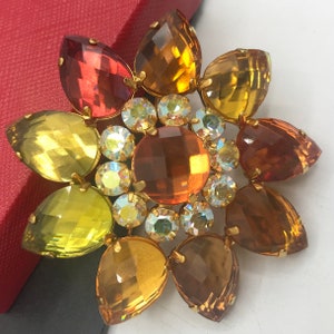 Broche Et Boucles D'oreilles Joan Rivers Vintage Années 1990 - Fleurs En Strass Sur Métal Doré - Occasion