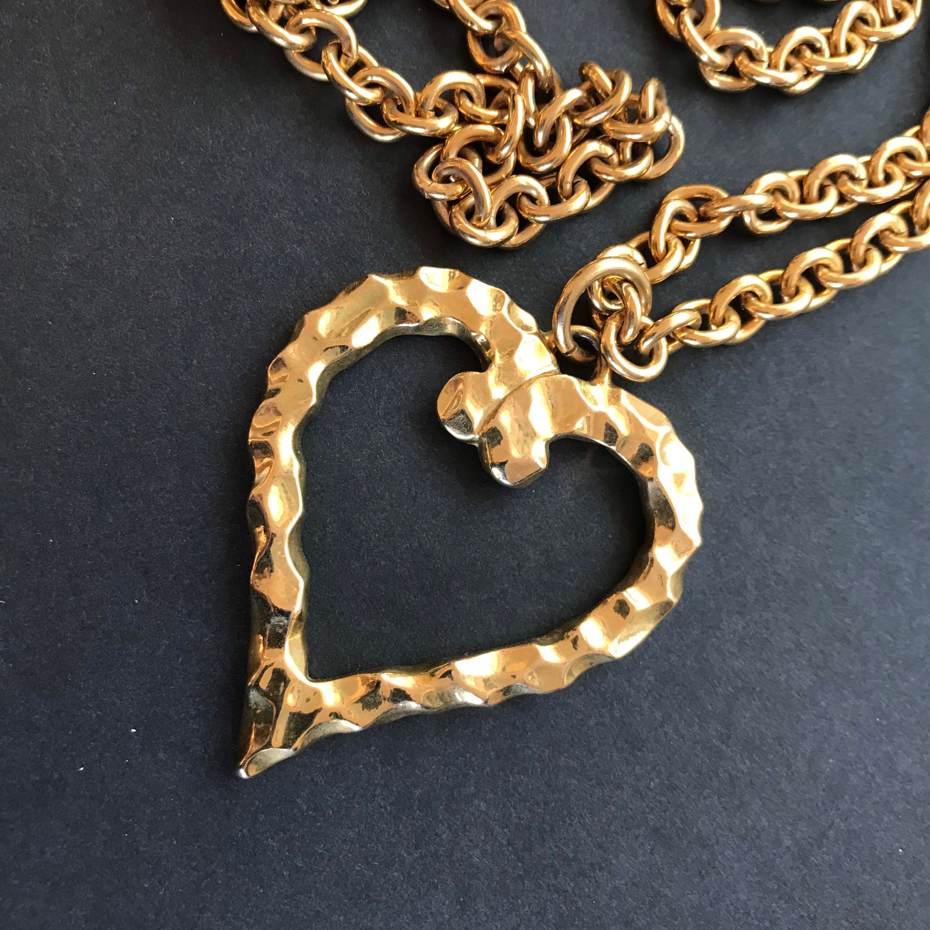 Long goldtone metal chunky heart statement necklace | Etsy