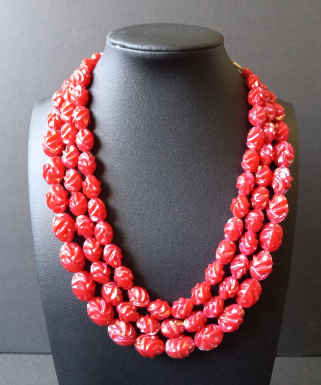 50’s Purple Thermal Plastic Three Strand Necklace main image 1