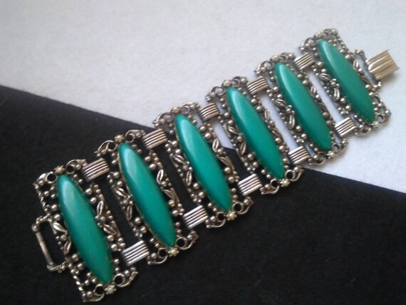 Victorian Revival Jewelry, 1960s chunky green wid… - image 4