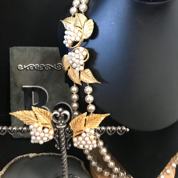 Dramatic TARA Designer Signed 1950's Collectible … - image 3