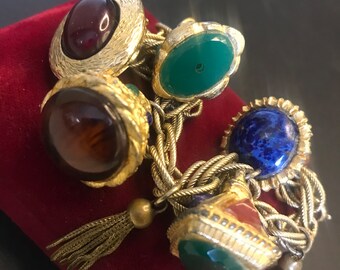 1950s 1960s glass & Lucite cabochon jeweled fob high-end collectible etruscan style charm bracelet, chunky chain costume jewelry