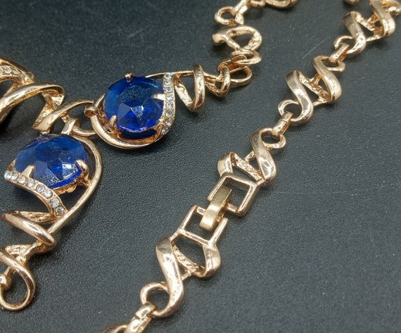 Vintage Unique Blue Glass Rhinestone Pendant Neck… - image 4