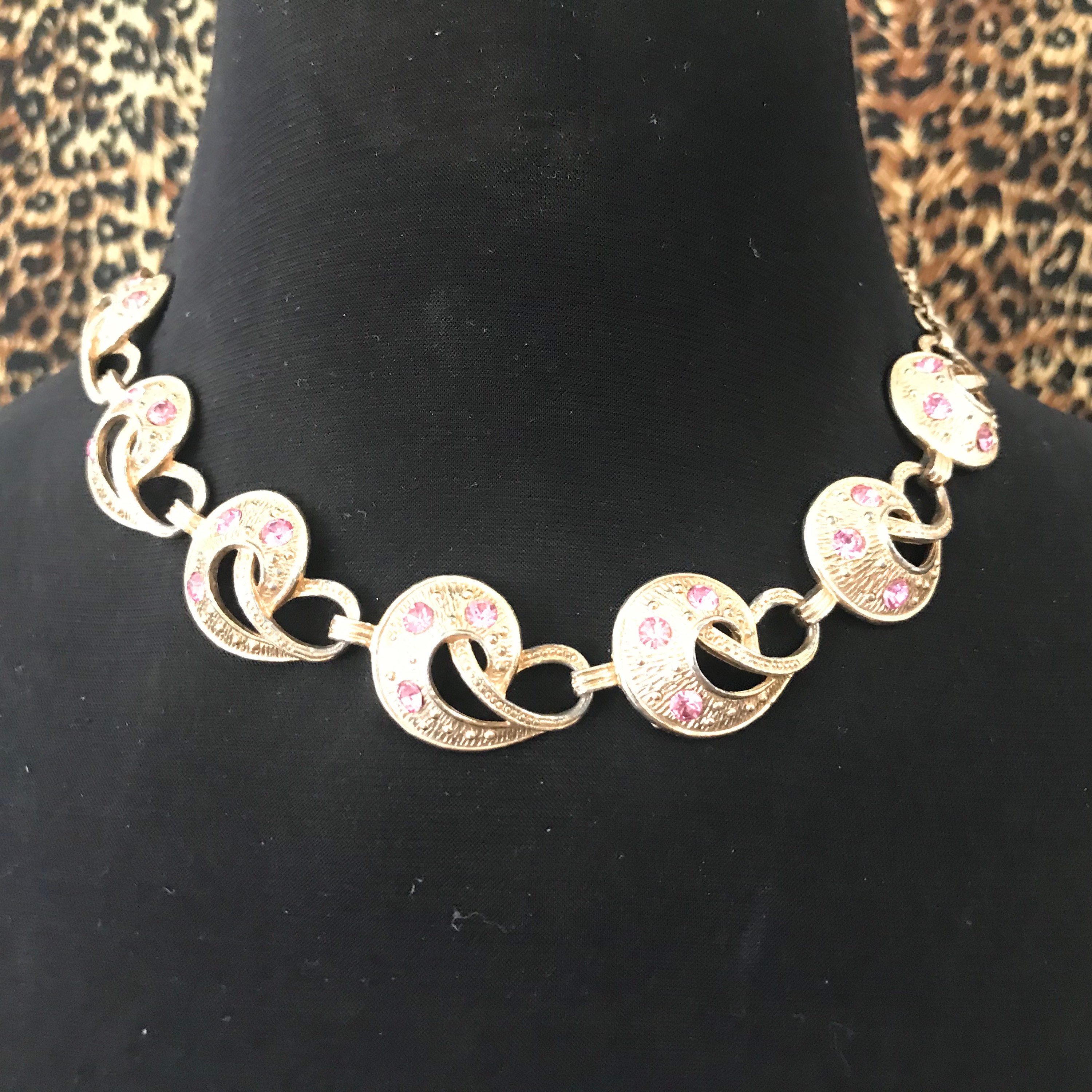 Collier Vintage En Verre Marbré Blanc Et Vieux Rose Avec Boules à Strass - Ancien - Bon état