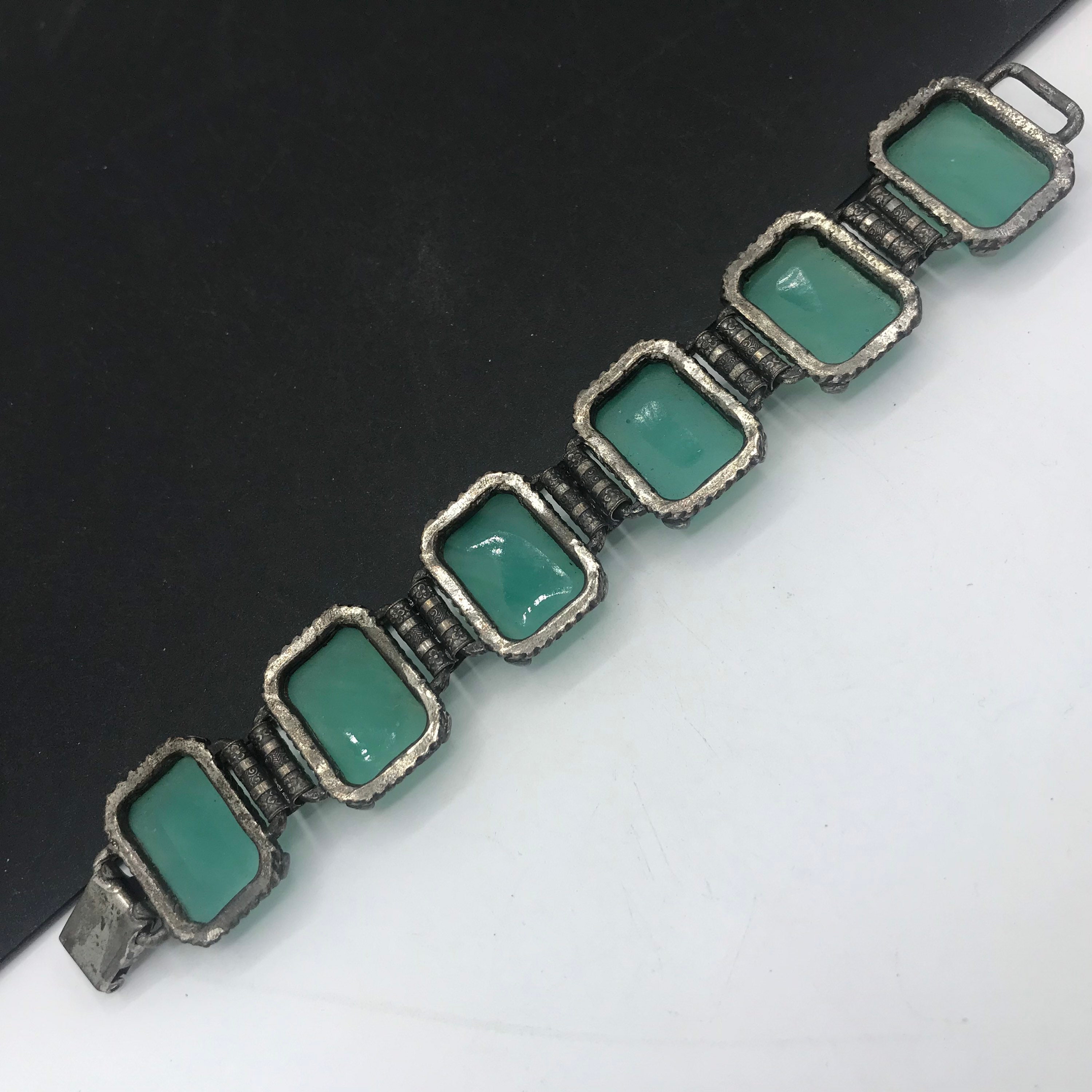 Vintage Green Glass Stone Bracelet, 1950's 1960's High End