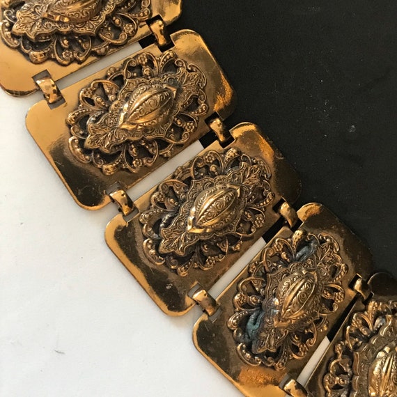 1940\'s Rare Hollycraft Regency Hollywood Gold Tone Metal Chain Belt Hollycraft | Accessories | 94s Rare Hollycraft Regency  main image 3
