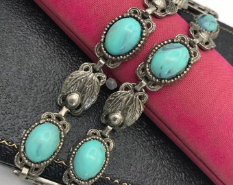 Faux turquoise silvertone metal chunky 1950s modernist bracelet, collectible fashion mid-century jewelry