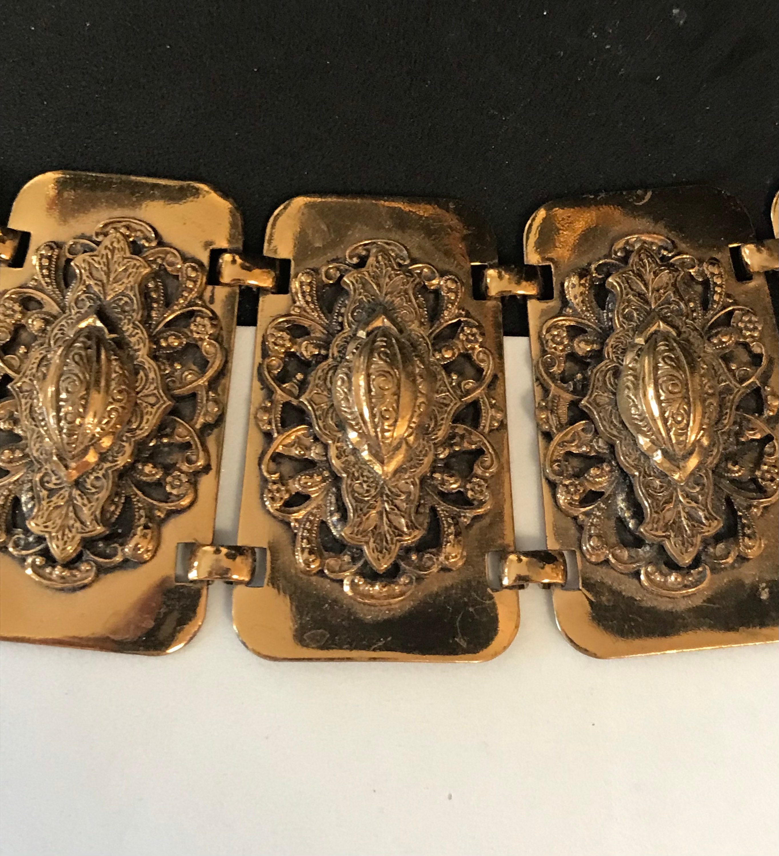 Old Hollywood Bracelet 2 1/8