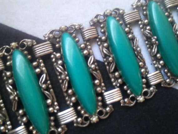 Victorian Revival Jewelry, 1960s chunky green wid… - image 5