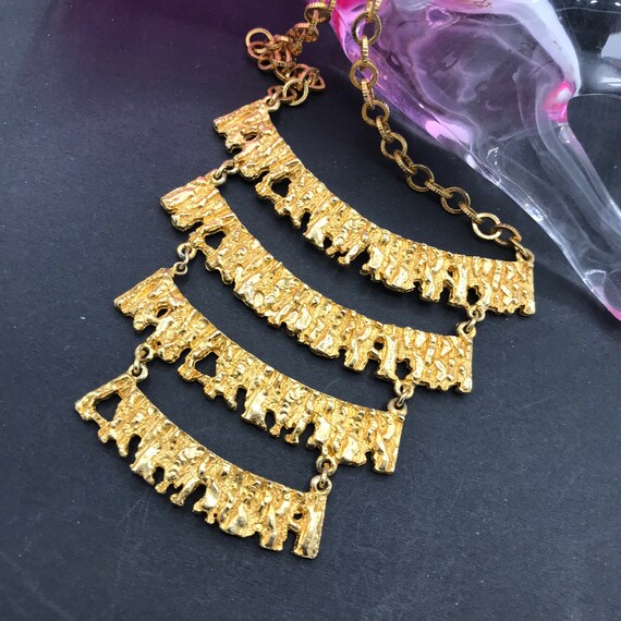 1960s 1970s vintage statement goldtone metal pend… - image 9