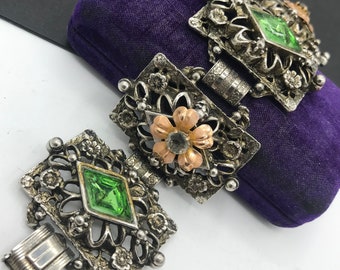 Very Pretty Flower & Rhinestone Chunky Bracelet, 1950's 1960's High Quality Spring Summer Vintage Jewelry