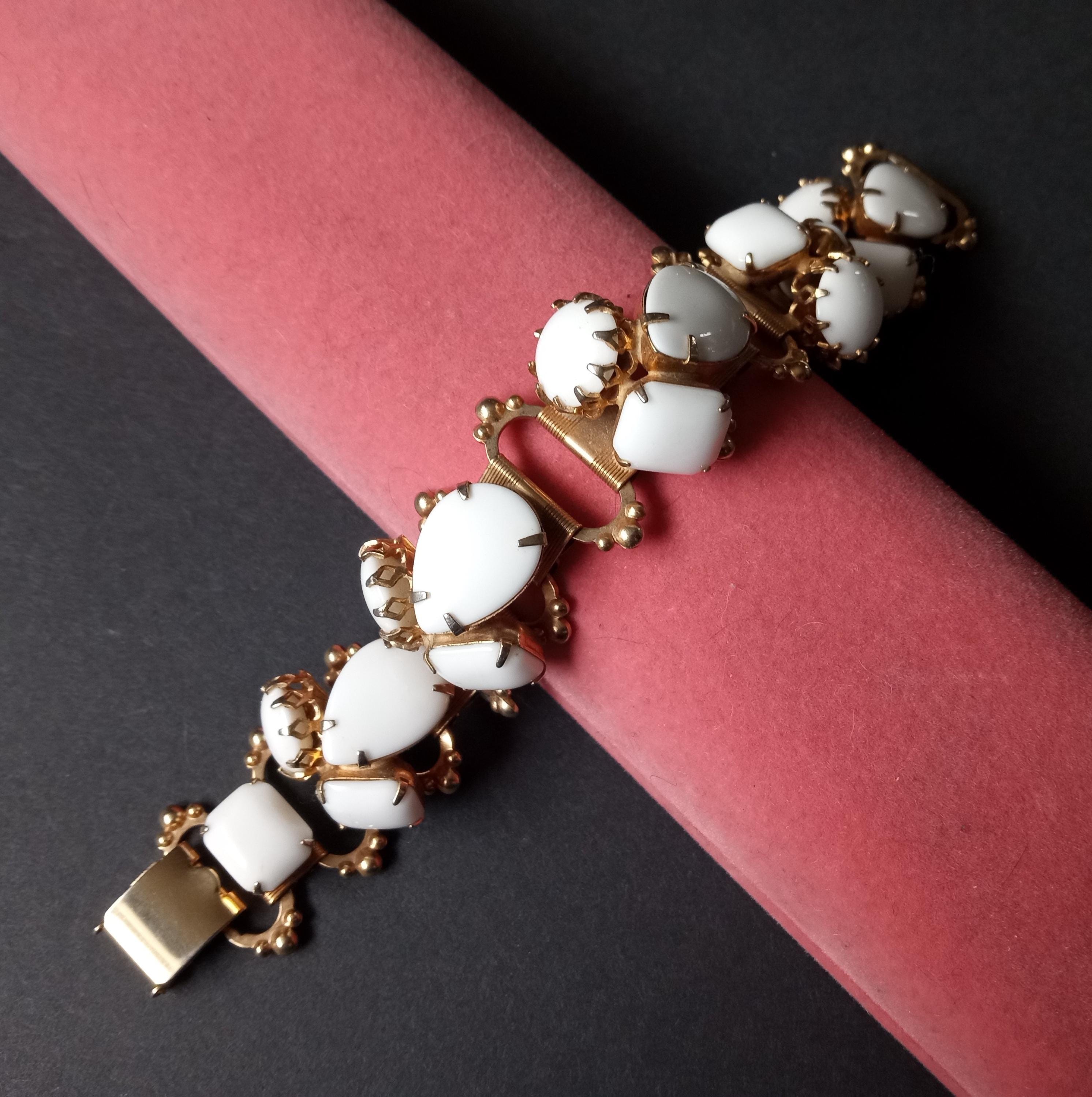 Vintage White Milk Glass Chunky Book Chain Bracelet, 1950's 1960's Jewelry