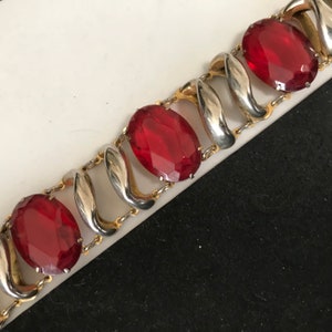 Red gold tone metal chunky 1940s 1950's Retro Art Deco bracelet image 1