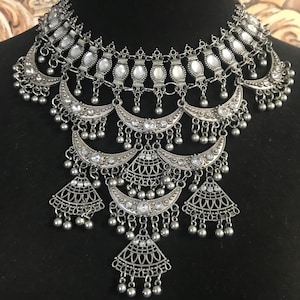 Vintage Bib Runway Necklace, Vintage Statement Silver Tone Necklace