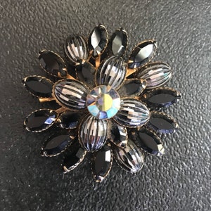 Rhinestone Brooch Vintage Flower Pin 1950's 1960's Hard To Find Rare Collectible Jewelry High End Mid Century image 7
