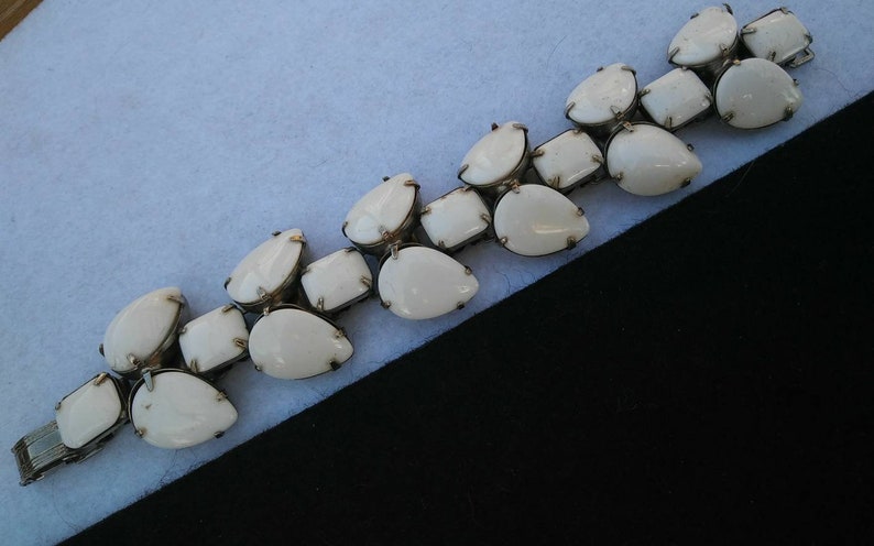 Vintage white milk glass bracelet