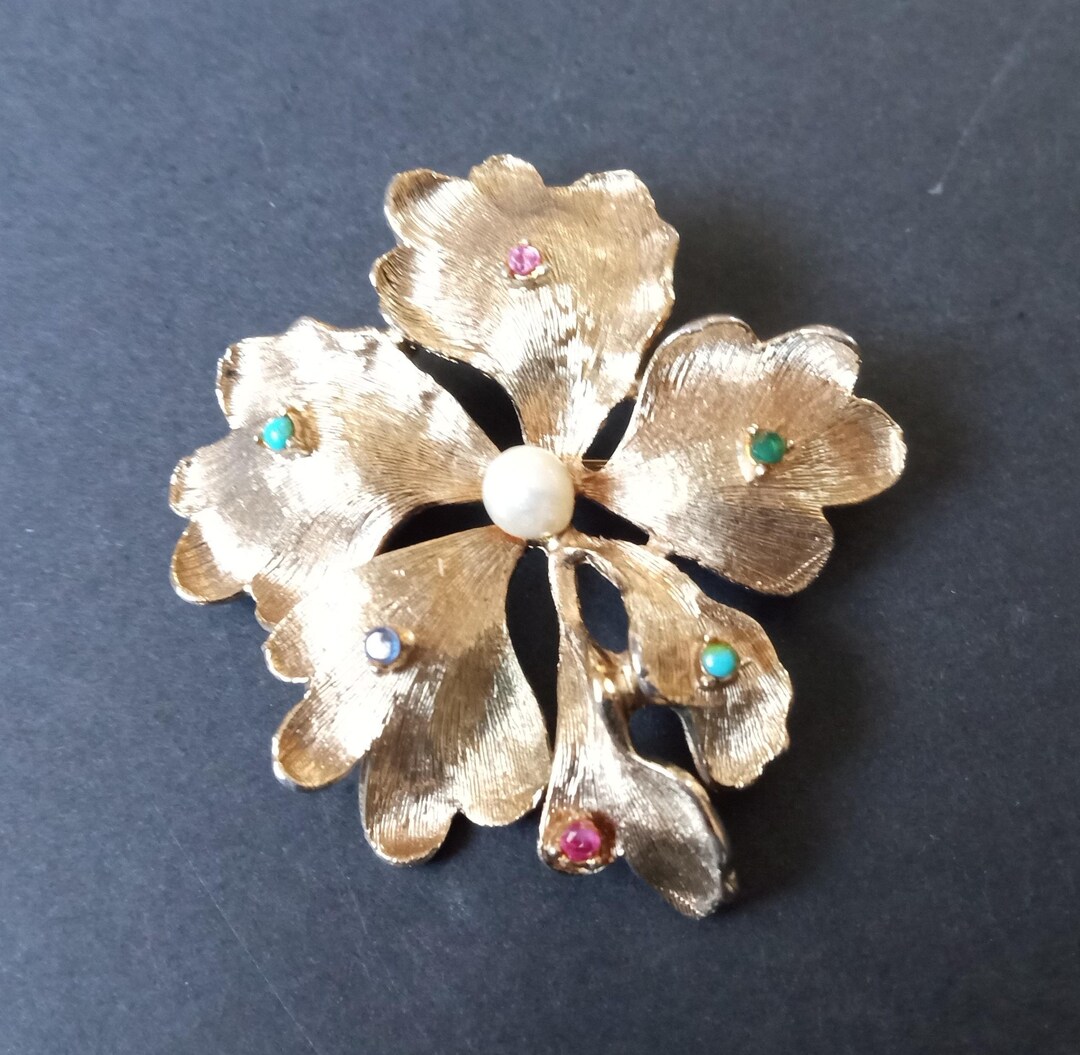Capri Vintage Designer Signed Flower Brooch Pin - Etsy