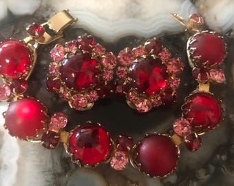 Vintage 6 Link Pink & Red Rhinestone Chunky Bracelet Clip On Earrings Jewelry Set, 1950's 1960's