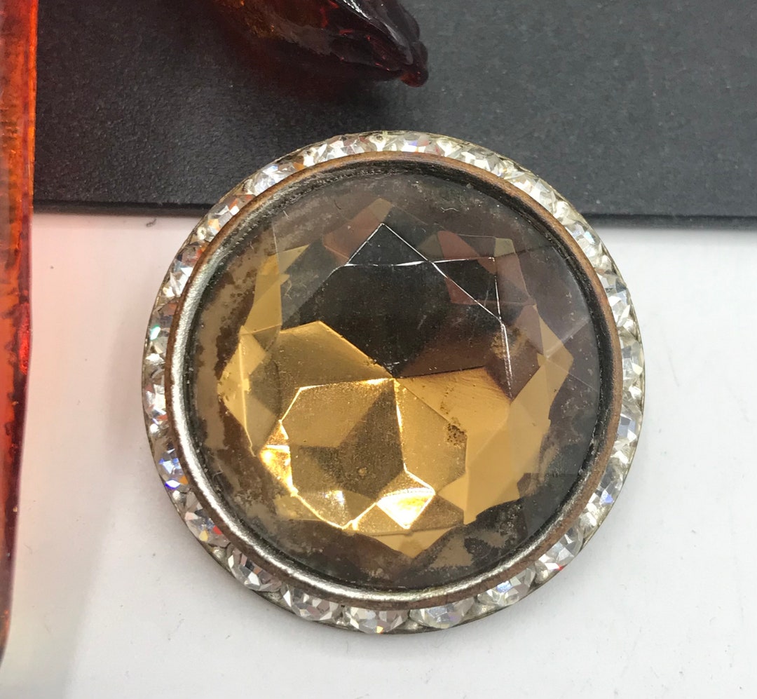 Broche bijou épingle noeud cocarde strass cristal blanc et noir. - Un grand marché