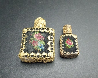Lote antiguo de 2 pequeñas botellas de perfume de tapiz floral en miniatura, coleccionables de vanidad de los años 1930 y 1940
