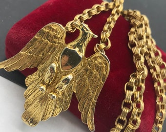 VOGUE Signed Designer Vintage Bird Pendant Necklace, Vintage Animal Statement 1960s 1970s Colonial Nature Bird Jewelry