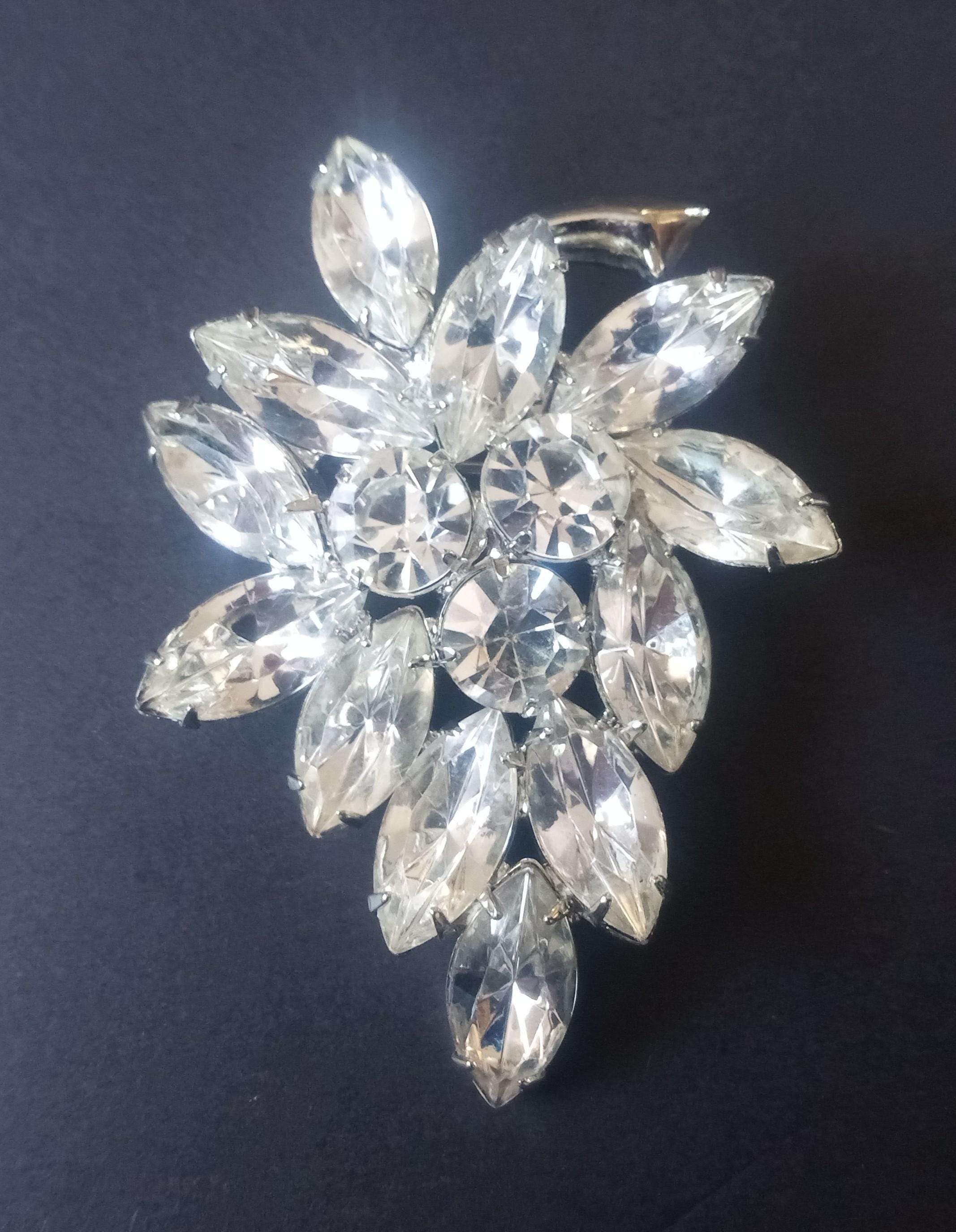 1960s Yellow AB and Grey Rhinestone Brooch – Devil's Details