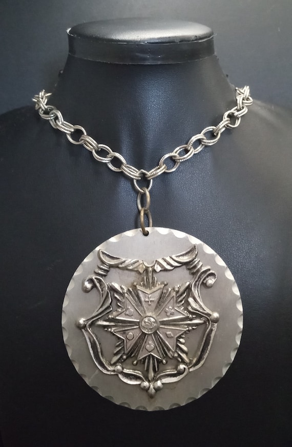 Vintage Shield Crest Pendant Necklace 1950's 1960'