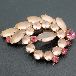 Vintage Pink Rhinestone Brooch Pin 1950&#39;s 1960&#39;s