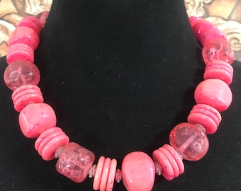 Vintage Pink Beaded Necklace, 1980's Retro Chunky Necklace, Fun Playful Collectible Necklace, Retro Rockabilly Accessories