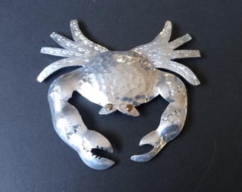 ビーズのカニのブローチ、海のカニのピン、彼女への贈り物、刺繍の金の